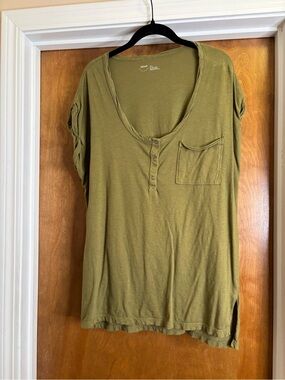 aerie Olive Green Short Sleeve Pocket Henley